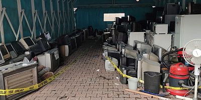 Hırsızlık Operasyonu: 20 Kamyonet Çalıntı Eşya Bulundu