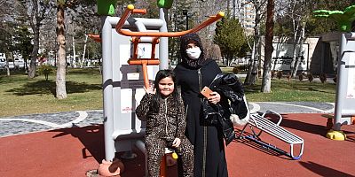 Hizmetlerden Memnun Kalan Vatandaşlardan Başkan Çolakbayrakdar’a Teşekkür