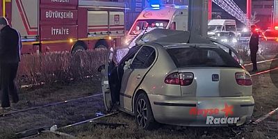 İki Otomobilin Çarpıştığı Feci Kazada 1 Kişi Hafif Yaralandı