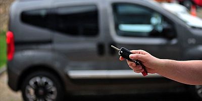 İkinci El Otoda Satışlar Azaldı, Fiyatlar Yükseldi