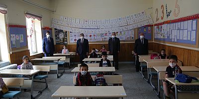 İlk Ders Gününde Öğrencilere Ziyaret