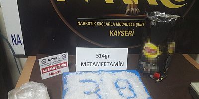 İranlı kadın, çay paketinin içine zulalanmış uyuşturucu ile yakalandı