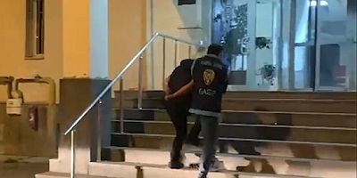 İş Yerini Silahla Yağmalayan 2 Şüpheli Yakalandı