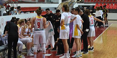 İsrail takımı Neve David Ramla Kayseri Basketbol 'a fark attı: 62 - 86