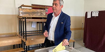 İYİ Parti Milletvekili Adayı Yücel, Oyunu Kullandı