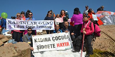 Kadınlar Gününde 2600 Metrelik Tırmanış