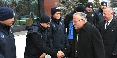 Kayseri Büyükşehir'den Deprem Bölgesi Hatay’a Zabıta Personeli İle Destek