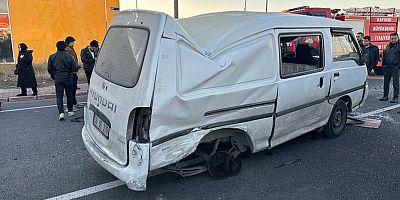 Kayseri’de 2 Aracın Karıştığı Kazada 3 Yaralı