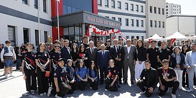 Kayseri’de 322 Bin Öğrenci Karne Sevinci Yaşadı