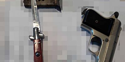 Kayseri'de Adliyeye Tabanca ve Bıçakla Girmeye Çalışan Kadın Yakalandı