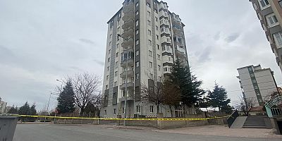Kayseri’de Ağır Hasarlı Bina Boşaltıldı