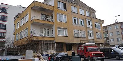 Kayseri’de Ağır Hasarlı Bina Tahliye Edildi