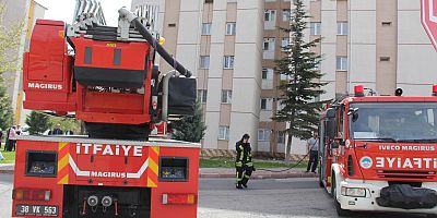Kayseri'de Apartman Dairesinde Çıkan Yangın Söndürüldü