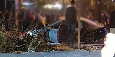 Kayseri’de Araç, Kaza Sonrası Alev Aldı
