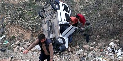 Kayseri’de Araç Şarampole Yuvarlandı: 1 Yaralı