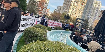 Kayseri’de AVM Önünde İsrail’e Protesto