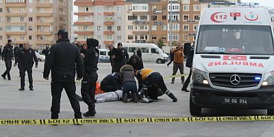 Kayseri'de Avukat, 'Cinayete Azmettirme' Suçundan Tutuklandı