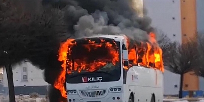 Kayseri'de Boş İşçi Servisi Yandı