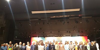 Kayseri’de CHP’ye Yeni Katılan Üyelere Rozet Takıldı