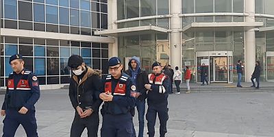 Kayseri’de DEAŞ Şüphelisi 2 Kişiden 1’i Tutuklanırken, Diğeri Sınır Dışı Edilecek
