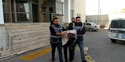 Kayseri’de Hapis Cezasıyla Aranan Firari Elbise Dolabının Üstünde Yakalandı