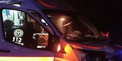Kayseri'de Hastaya giden ambulans kaza yaptı: 2 yaralı