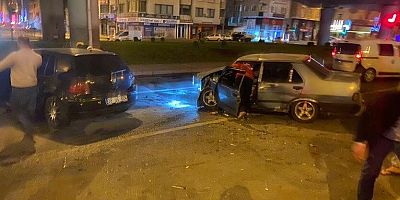 Kayseri’de İki Araç Çarpıştı: 2’si Ağır 4 Yaralı