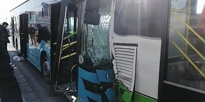 Kayseri’de İki Halk Otobüsü Çarpıştı: 1'i Ağır 26 Yaralı