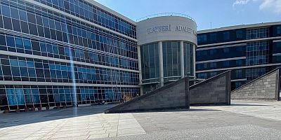 Kayseri’de İş Arkadaşını Bıçaklayan Şahıs Hakim Karşısına Çıktı