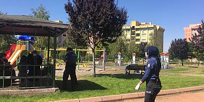 Kayseri'de kanser hastası, oturduğu bankta ölü bulundu
