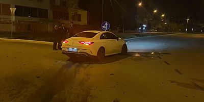 Kayseri’de Kaza Yapan Sürücü Aracını Bırakıp Kaçtı
