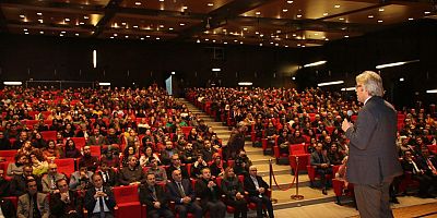 Kayseri’de Lider Öğretmen Semineri Gerçekleştirildi
