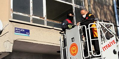 Kayseri’de Mahsur Kedi İhbarı, İtfaiyeyi Harekete Geçirdi