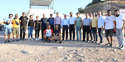 Kayseri'de Müdürler Ali Dağı'ndan Uçtu