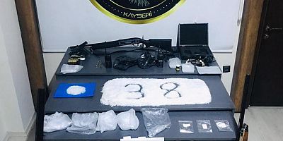 Kayseri’de Narkotik Operasyonunda 2 Gözaltı
