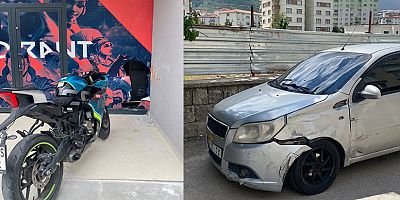Kayseri’de Otomobil İle Çarpışan Motosiklet Dükkana Girdi