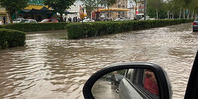Kayseri’de Sağanak Yağış Hayatı Olumsuz Etkiledi