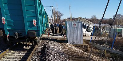 Kayseri’de Seyir Halindeki Tren Aracı Savurdu