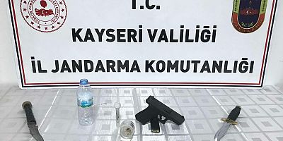 Kayseri’de Şüpheli Kişinin Evinden Uyuşturucu Bulundu
