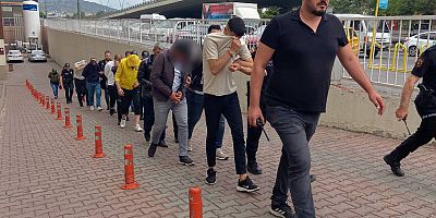 Kayseri’de Uyuşturucu Madde Operasyonunda Yakalanan 8 Şüpheli Adliyeye Sevk Edildi