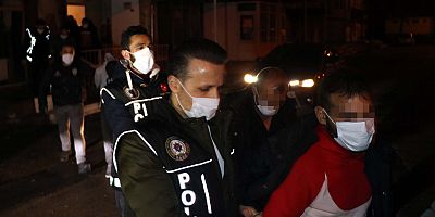 Kayseri'de Uyuşturucu Partisi Düzenlenen Eve Polis Baskını: 8 Gözaltı