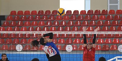 Kayseri'de Voleybol Milli Takımları Alt Yapısı İçin Tarama Yapılacak