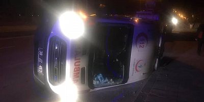 Kayseri’de Yasağın Son Günü Ambulans Kazası: 3 Yaralı!