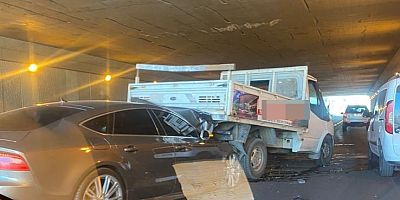 Kayseri’de Zincirleme Kazada 4 Kişi Yaralandı