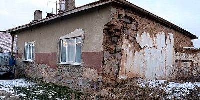 Kayseri’deki Depremin Hasarı Gün Ağarınca Ortaya Çıktı