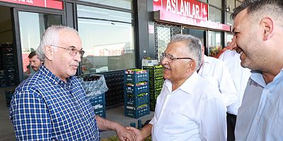 Kayseri Hal'ini Ziyaret Eden Büyükkılıç: Esnaf Dostu Bir Belediye'yiz