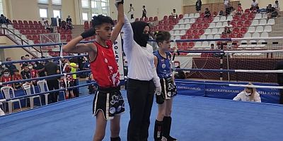 Kayseri Muaythai Sporcuları Ankara'dan Başarılarla Döndü