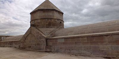 Kayseri’nin Tarihi Sultanhanı Turizme Açıldı