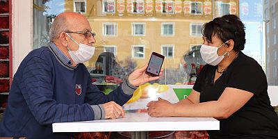 Kayserili Esnaf, Brezilyalı Eşiyle Çeviri Programı Sayesinde Anlaşıyor