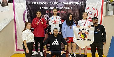 Kayserili Kick Bokscu Olcay İrem Çelik Türkiye Şampiyonu Oldu